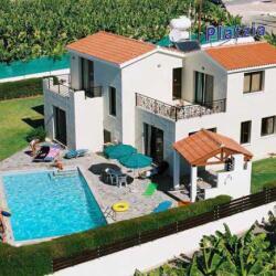 Platzia Holiday Beach Villa Akraia