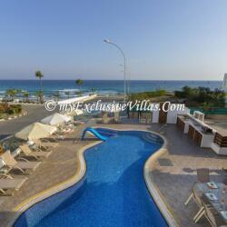 Seafront Front Holiday Villas In Protaras