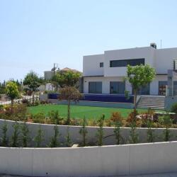 Villa In Ayios Tychonas