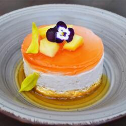 Oshi Thai Mango Mousse