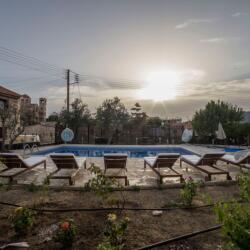 Meleni Cottage Houses Pool