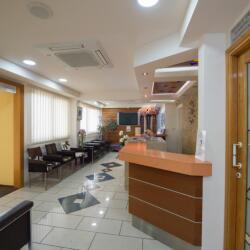 Lemesos Dental Clinic Reception