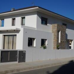 172 House In Strovolos 1659