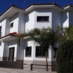 Three Bedroom Houses For Sale In Larnaka