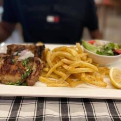 Avra Tavern Chiken