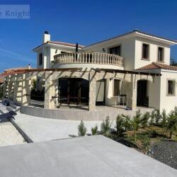 4 Bedroom Detached Villa In Argaka