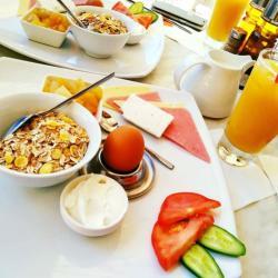 Brunching At Eligonia Hotel