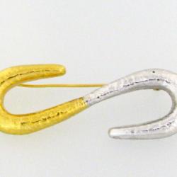 Double Hook White Yellow Gold Brooch